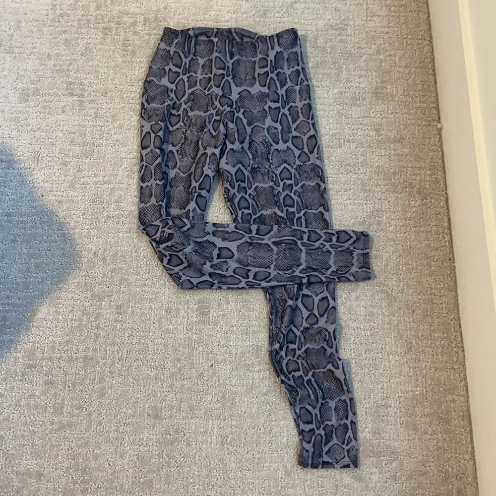 Onzie leggings